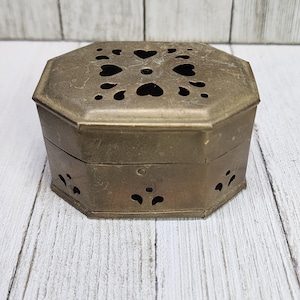 Vintage Solid Brass Octagon Cricket Trinket Jewelry Box Hinged Lid - India Made