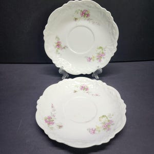 Vintage MZ Austria Untertassen Teller Weiß 14 cm Rosa Blumenmuster - 2er Set