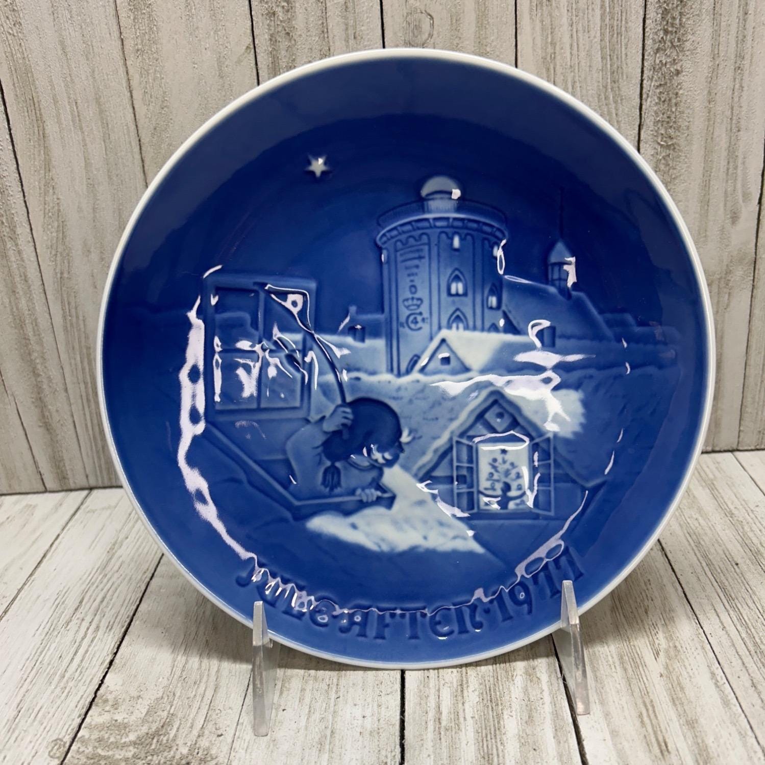 Ｂ＆G ロイヤルコペンハーゲン plate Vintage B & G Copenhagen Christmas Porcelain Plate Jule After 1977