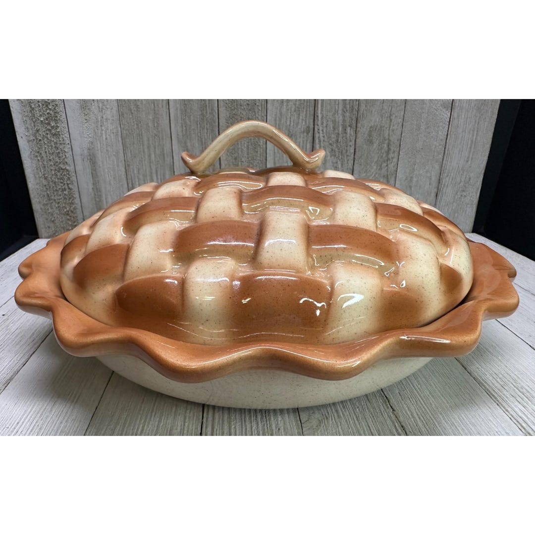 Vtg Ceramic Covered Pie Plate Bell Style Country Pig Design 11" DIA ...