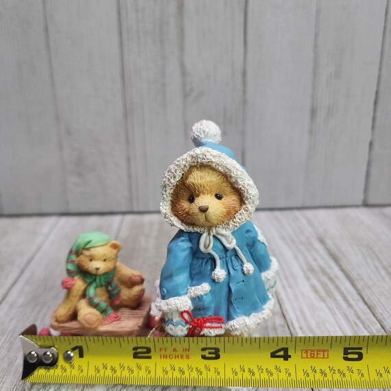 Vintage Cherished Teddies Mary A Special Friend Warms the Season