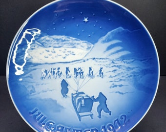 Royal Copenhagen Christmas In Greenland Collectors Plate - Jule After 1972