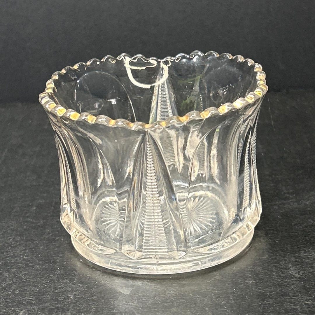 Victorian Toothpick Vintage Victorian Pressed Glass Toothpick Holder Scallop Edge 2.5 ...