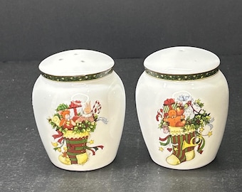 Portmeirion Christmas Story Salt & Pepper Shakers Set White Porcelain