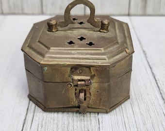 Vintage Pierced Solid Brass Octagon Cricket Trinket Box Potpourri Hinged Lid