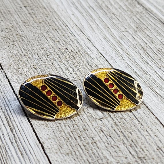 Boucles D'oreilles Vintage Clips Or Avec Décor Oval En émail Beige - État Impeccable, Parfaites Pour Un Look Rétro