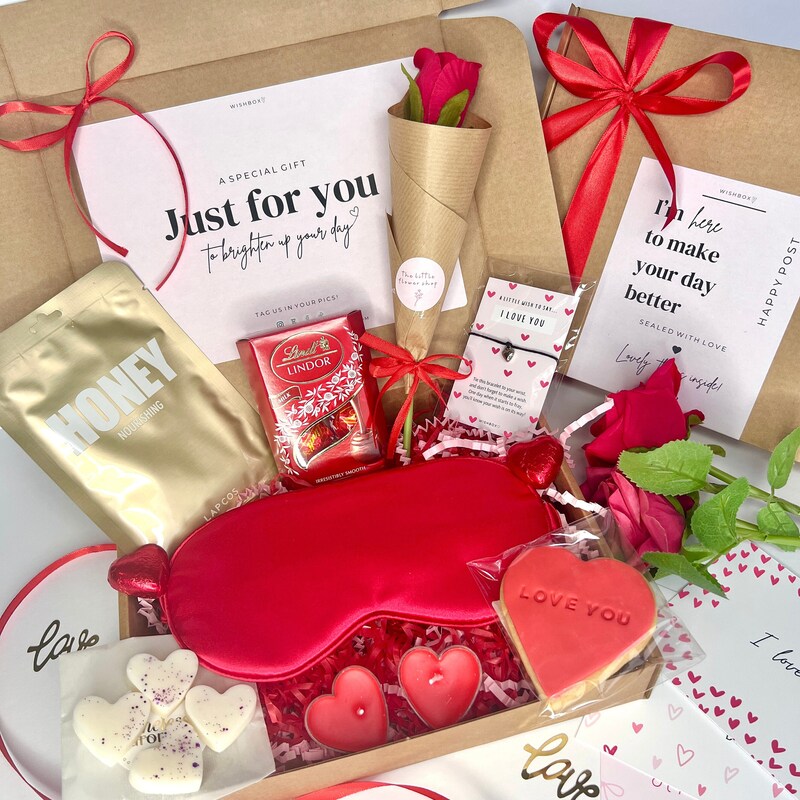 Valentines Gift for Her 60+ Gift Ideas for 2024
