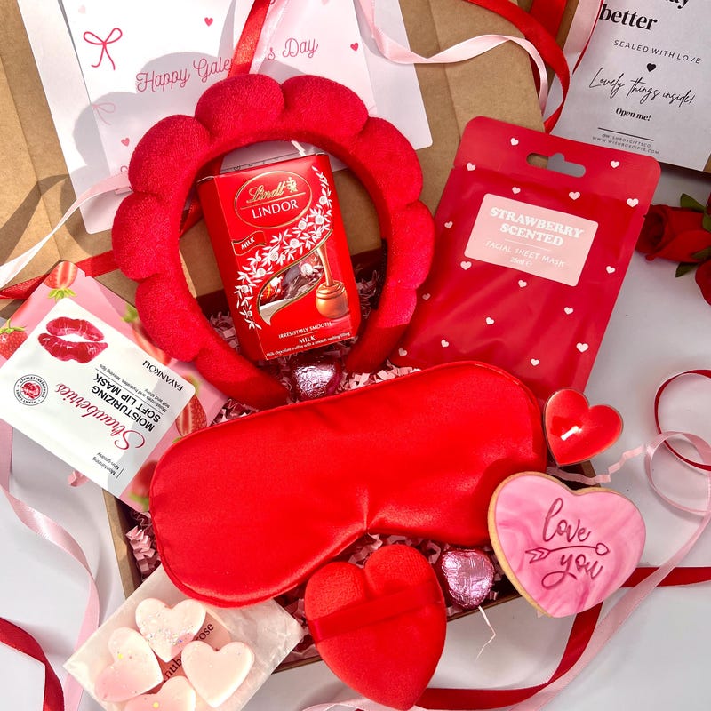 Valentines Giftbox for Girl - 60+ Gift Ideas for 2026