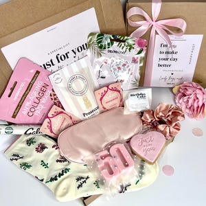 50th Birthday Gifts for Women, 50th Hamper, Gift for 50th Birthday Woman, 50th Gift for Her, 50th Treat Box, 50th Birthday Present For Women