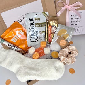 Halloween Gift Set, Pumpkin Gift for Halloween, Boo Box, Halloween Treat Box, Pumpkin Spice Autumn Gift, Personalised Halloween Gifts Her