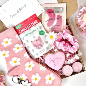 Congratulations Gift for Graduation, Congratulations on New Job, Congratulations on Engagement, Congratulations on Exams, Congrats Gift Box