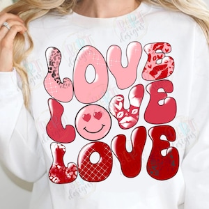 Groovy Love Png Sublimation Designs, Smiley Face Png Retro Bubble Font, Testo ondulato Png Happy Face Clipart, Groovy Valentine Xoxo Shirt Design