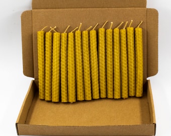 Natural beeswax candles, hand-rolled from beeswax sheets, eco-friendly honeycomb candle gift, set of 14 beeswax pillars in a box