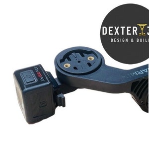 Integrated support to place a Bontrager light on a Garmin or Wahoo mount / Adapter to place a Bontrager ion/flare/rt light