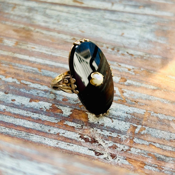 60s Retro Midcentury Faux Onyx, Pearl and 10 Karat Gold Filled Oval Cocktail Ring, US Size 6, Vintage Statement Ring, Soft Goth Shank Ring