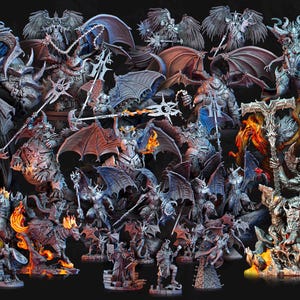 Può includere: Una collezione di miniature fantasy, tra cui demoni alati, figure corazzate e creature con accenti di fuoco. Le figure sono in varie pose, alcune a cavallo, altre che brandiscono armi. Il testo "Speak of the Devil Act 1" è visibile.