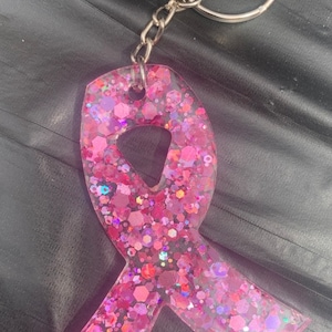 Llavero de cáncer, llavero de cáncer, llavero, llavero de resina, llavero de cinta, símbolo de cáncer de mama, cinta de cáncer, llavero de concientización