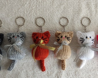 1 porte-clés chat, mini jouet en tricot, pendentif de sac, couleurs plus naturelles