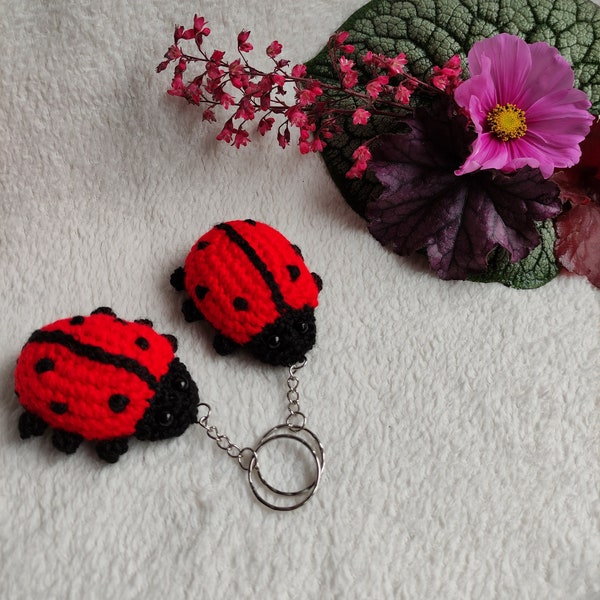 1 pc Ladybug Keychain Ring Toy, Knitted Mini toy, Bag pendant Ladybird