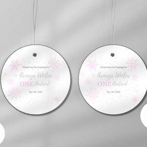 Etichetta di ringraziamento Winter Onederland Circle / Bomboniere per la festa del primo compleanno di Natale / Modello Canva / Cancelleria rosa stampabile per ragazze