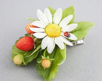 Handmade Camomile & Strawberry Hair Clip, Polymer Clay Floral Hair Claw, Boho Wedding Hair Accessory, Cute Gift for Her
