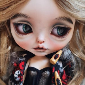 custom Blythe doll (Audrey)