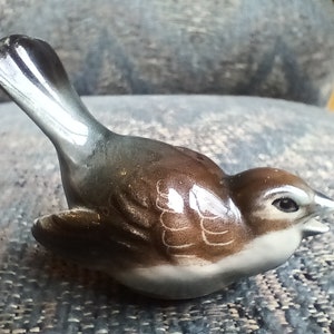 GOEBEL BABY SPARROW CV140 Handpainted Porcelain Songbird  Figurine Rare TMK3 Trademark 1960-1972 Vintage