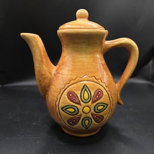 Vintage pennbury Pottery Teapot – Hand Painted Floral Medallion – Rustic Folk Art Coffee Pot – Warm Brown Glaze  Signed a classic