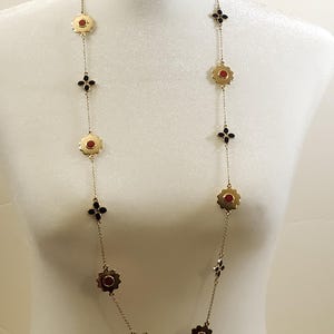 Vintage GV9 Red & Navy-Blue Enamel Floral Shapes Gold Tone Chain Necklace Patriotic USA Parade Fourth of July Mother&#39;s Day Collectible 80&#39;s