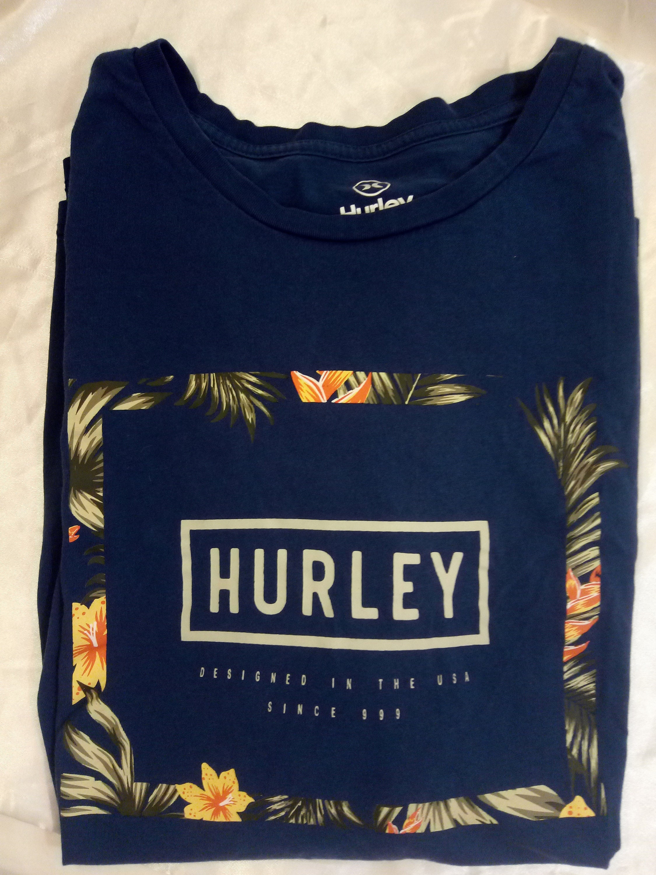 Hurley Short Sleeve Blue Hawaiian Floral Box Design Graphic T-shirt Size:  XL 