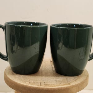 Set of 2 Vintage Corelle Coordinates Stoneware Hunter Green Coffee Tea Mugs/ Cups Forest Green Mugs Corelle Livingware Collectible 12 oz