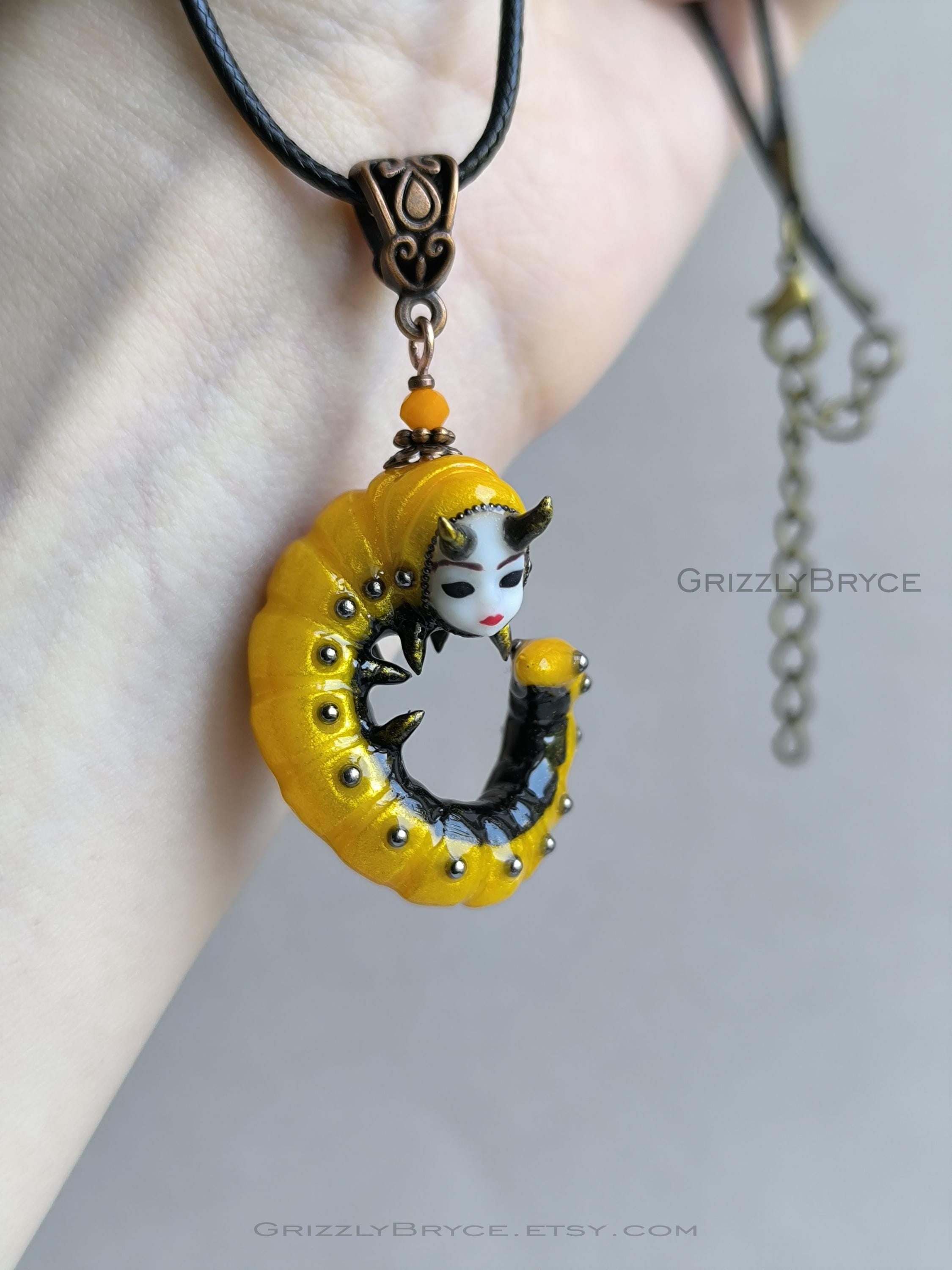 Caterpillar Pendant Isopod Maggot Worm Insect Chafer Grub Pupa