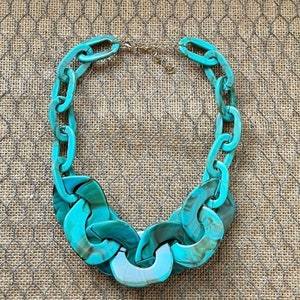Turquoise Blue Marbled Chunky Chain Link Statement Necklace with Adjustable Length