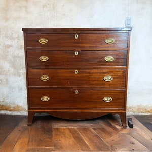 Federal Mahogany Chest of Drawers  Circa 1810 New England