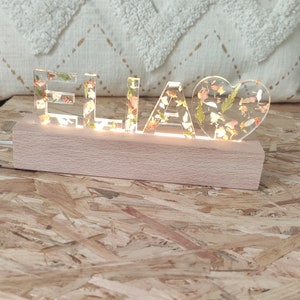 Night light personalized first name lamp wood and LED and dried flowers, baby room, bedroom atmosphere decoration, first name personalization