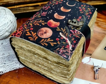 Grimorio de cuero de las fases lunares: Libro de hechizos vintage de las sombras