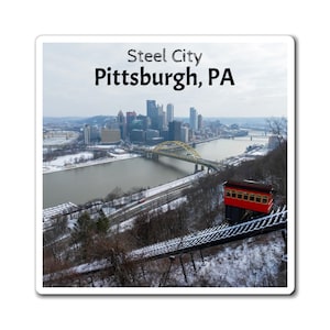 Pente enneigée Skyline de paysage urbain de Pittsburgh, Pennsylvanie, vue panoramique Duquesne Incline oeuvre aérienne d'hiver, aimants personnalisés image 1