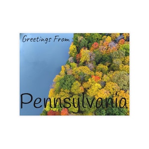Frais généraux feuillage d'automne - pennsylvanie nature paysage eau lac arbres automne automne oeuvre colorée carte postale vacances aériennes carte de voeux