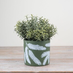 Terracotta Leaf Planter 13.5cm – Ceramic Plant Pot with Green & White Botanical Design, Rustic Indoor Planter