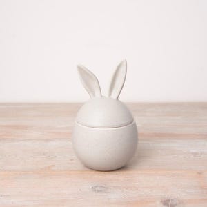 Doniczka w kształcie króliczka w kropki – 13 cm, ceramiczny słoik do przechowywania w kształcie jajka z uszami, dekoracja w kolorze złamanej bieli