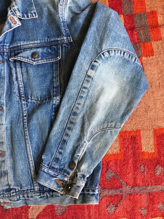 Vintage Thrashed Distressed Denim Jean Jacket - image 4