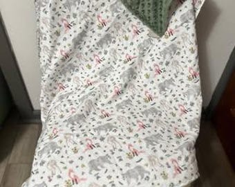 Manta Minky con estampado de bosque para bebé/niña pequeña