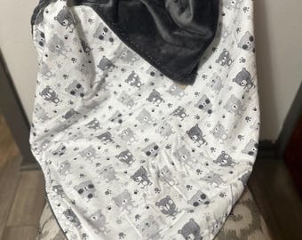 Grey Bears Minky Baby Blanket (gender neutral)