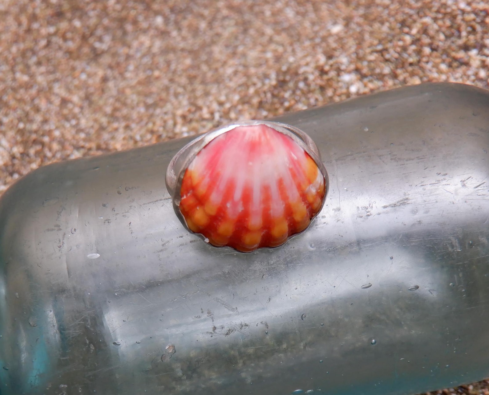 Hawaiian Sunrise Shell Ring With Sterling Silver Bezel and Patterned ...