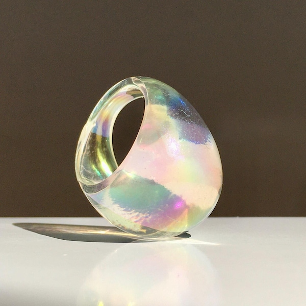 Lucite Acrylic Statement Ring: Transparent White Plastic, Size 7.5 Y2K