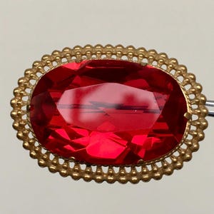 Vintage Sowjetunion Brosche Lollipop, Boho 1970er Jahre UDSSR. Sammler Damen Schmuck Vergoldete Brosche Roten Kristallstein