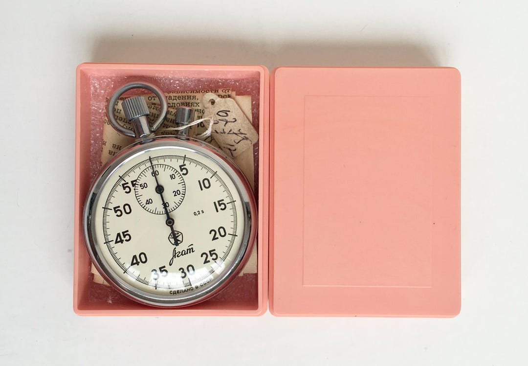 Vintage Soviet Stopwatch Mechanical Agat 4295B USSR ,two-button. 16 ...