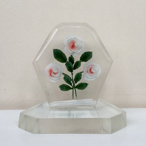 Cartão de mesa vintage, feito de plexiglass com flores, lembrança artesanal da URSS ITK floral 3D objeto de arte rosas volumétricas suporte período da URSS