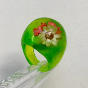 Sommer-Ring Größe 5 (15,75 mm) Acryl-Kunststoff-Ring Lucite, Abstraktion Blumen Ring, Grün Transparent Farbring, Statement Ring