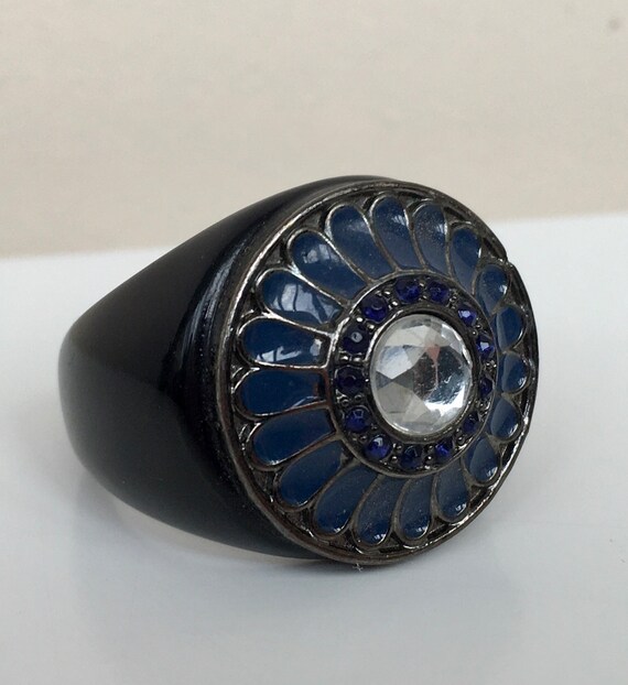 Lucite Statement Ring: Black & Blue Floral Patter… - image 6
